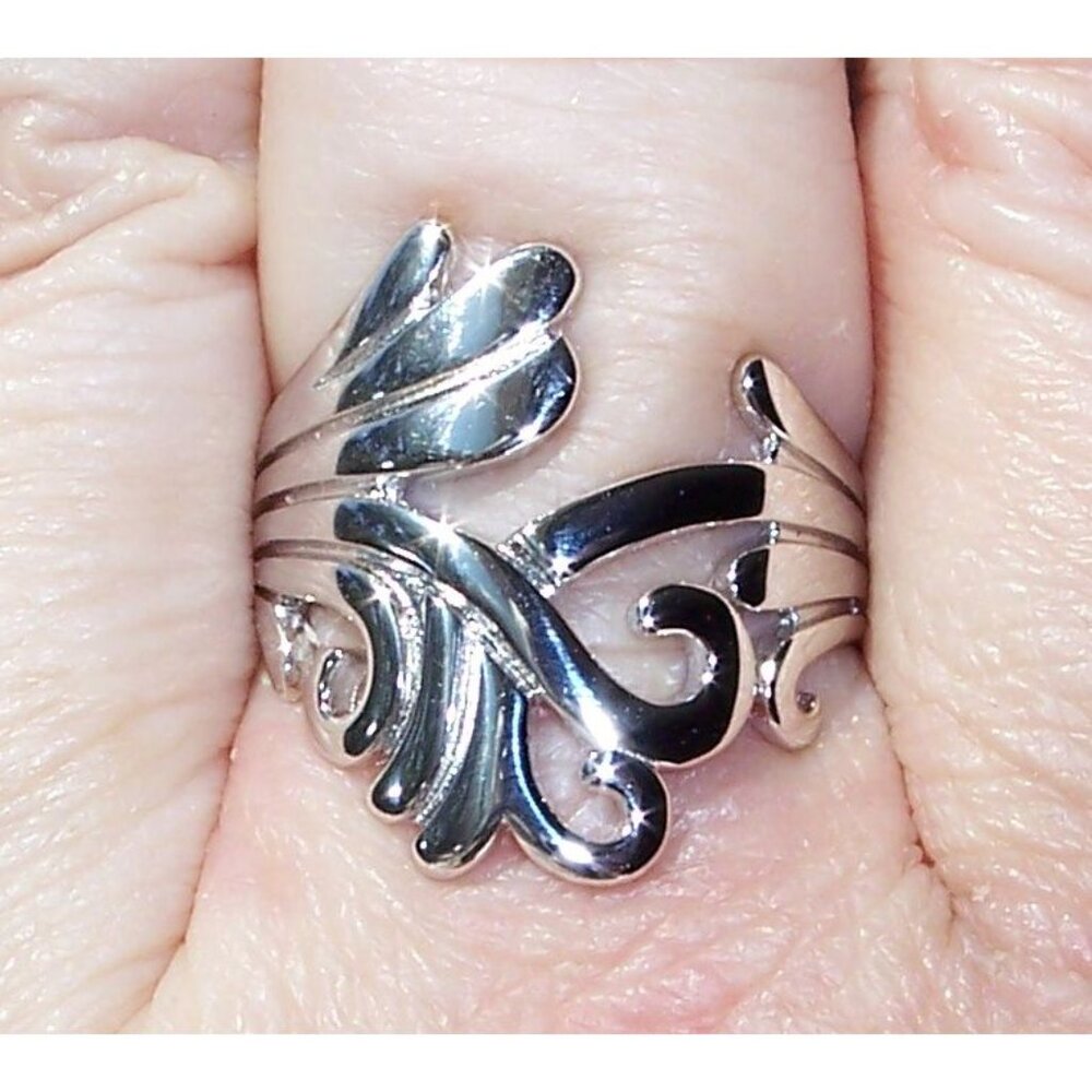 925 STERLING SILVER Waves Swirls Statement Ring